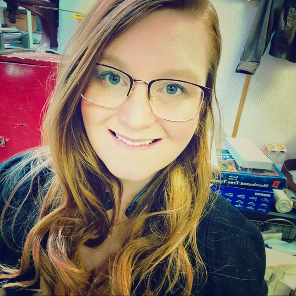 Meet your Posher, Mikel - Picture 2 of 6